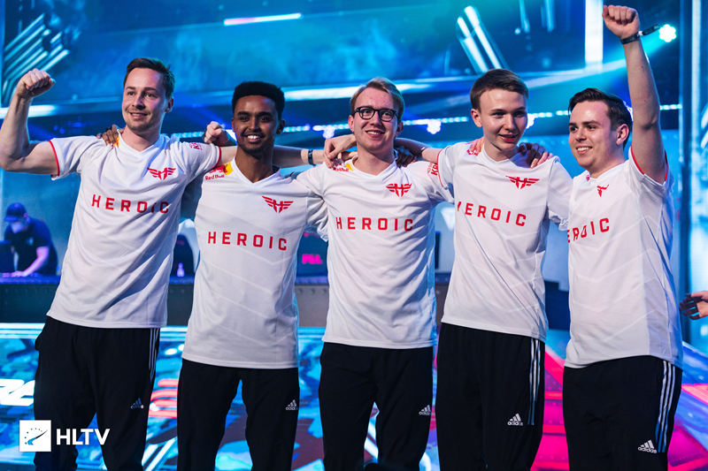 在自己的社 在自己的社