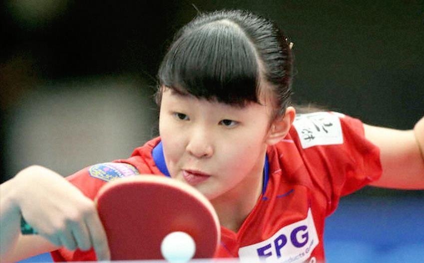 一手抓青训 一手抓青训