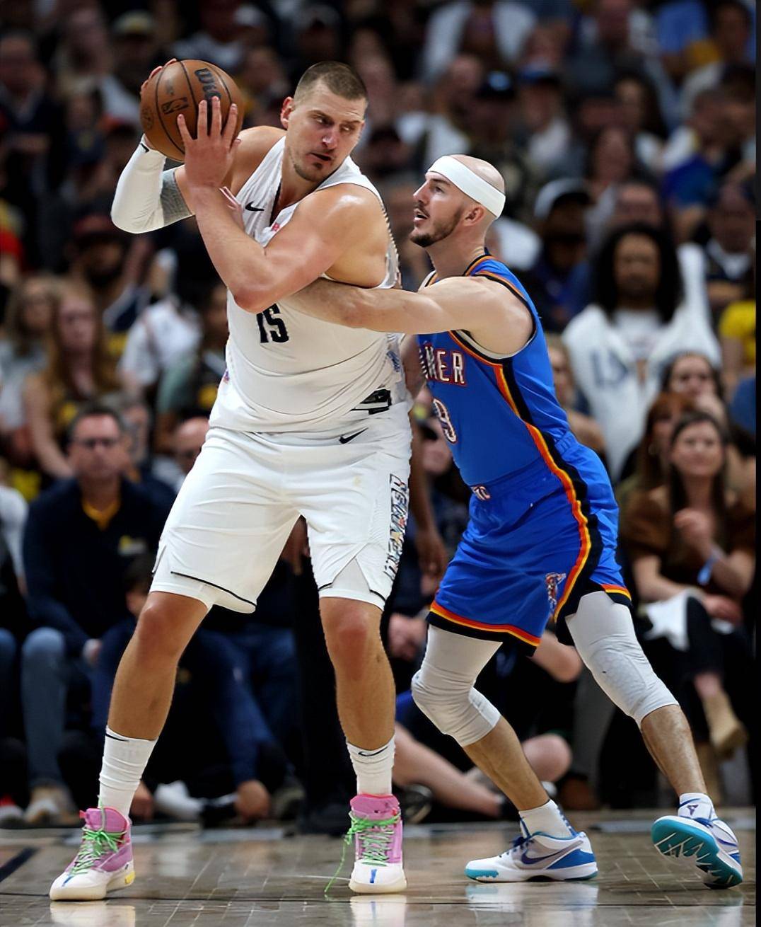 通与护框站 通与护框站